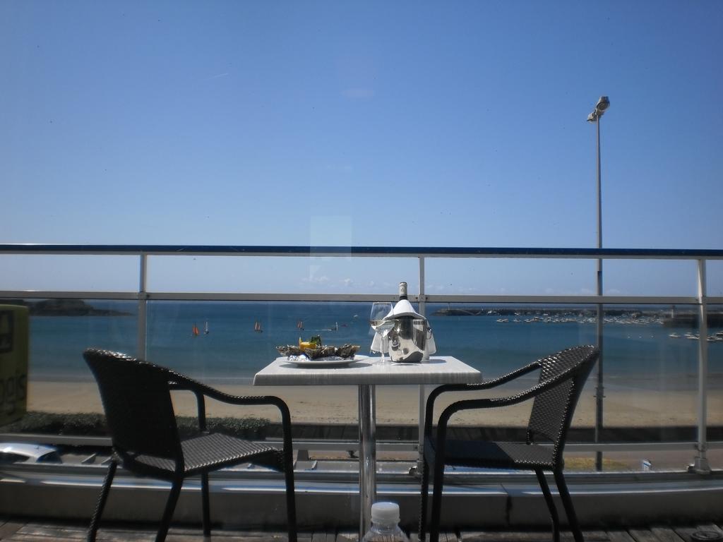 ארקוי Hotel De La Plage חדר תמונה